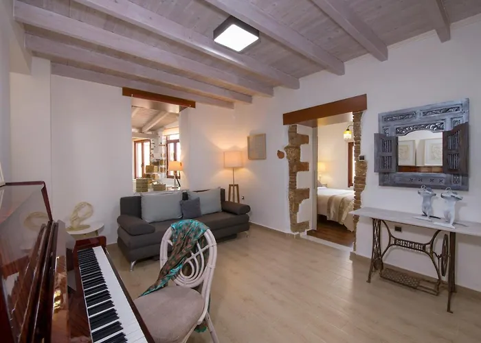 Villa Splantzia - Heated Pool - Garden