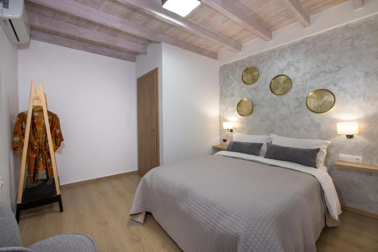 Villa Splantzia - Heated Pool - Garden Hanya